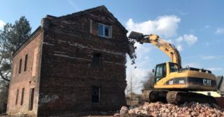 Демонтаж кирпичного дома Сегежа, цена от 2925 руб.