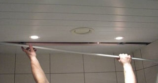 Демонтаж реечных потолков в Сегеже - цена за м2 от 462 рублей - Сварной-Сгж